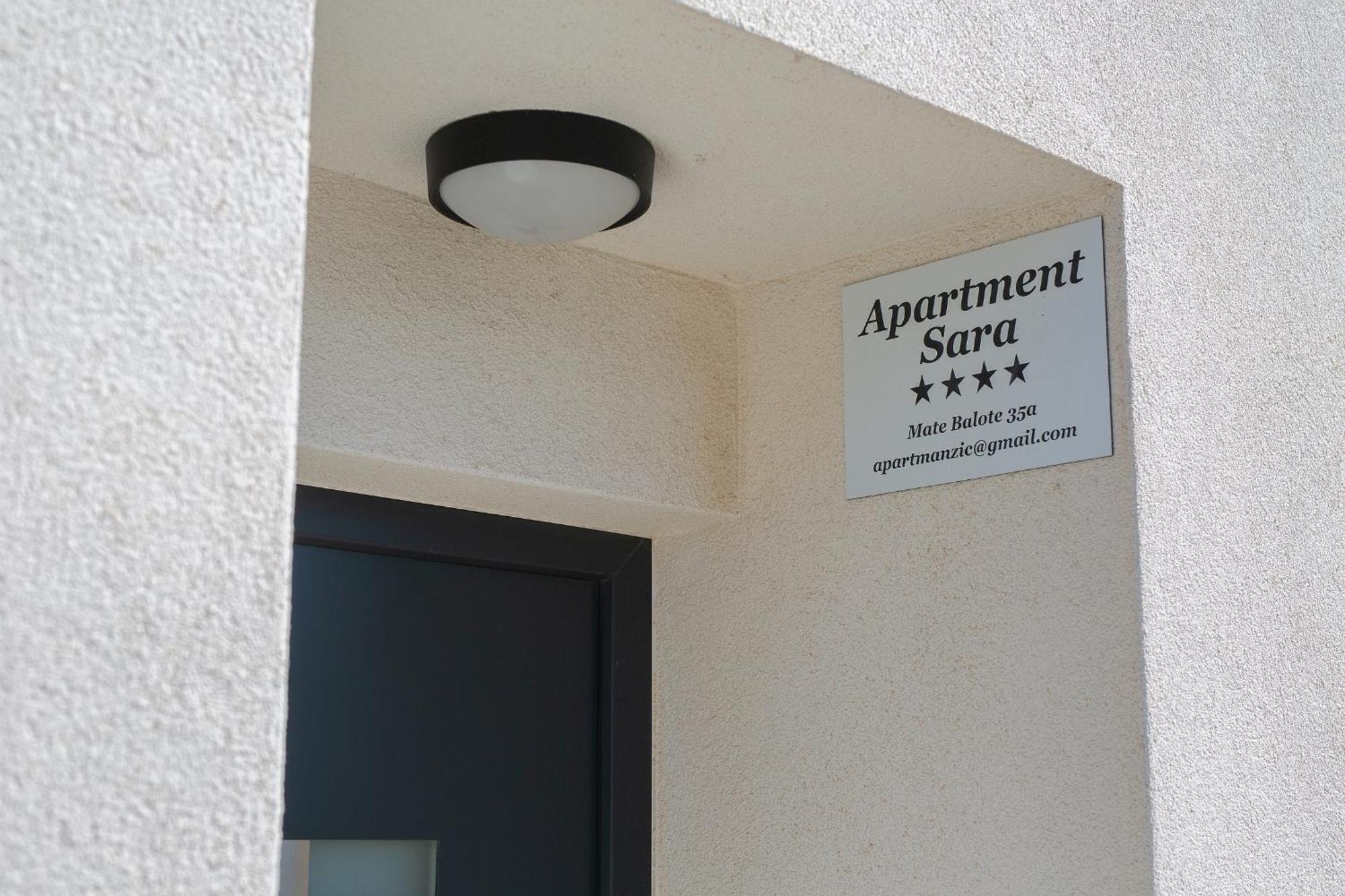 Apartment Sara Krk Town Extérieur photo